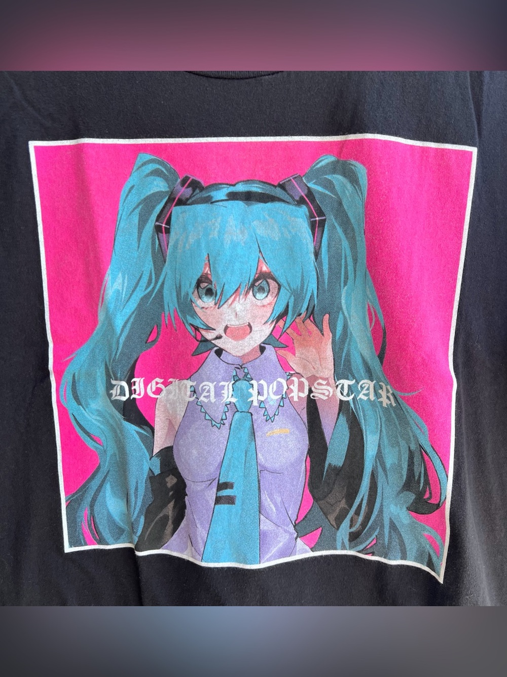 🍒💣 Hatsune Miku anime inspired t-shirt